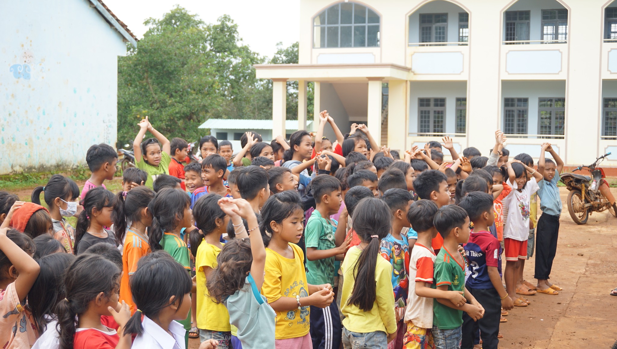 BTM đồng hành cùng Kids Promise Charity | Tổng kết hoạt động năm 2022 9 Kids Promise Charity | Quyên góp tặng quà ngày tựu trường năm học 2022-2023
