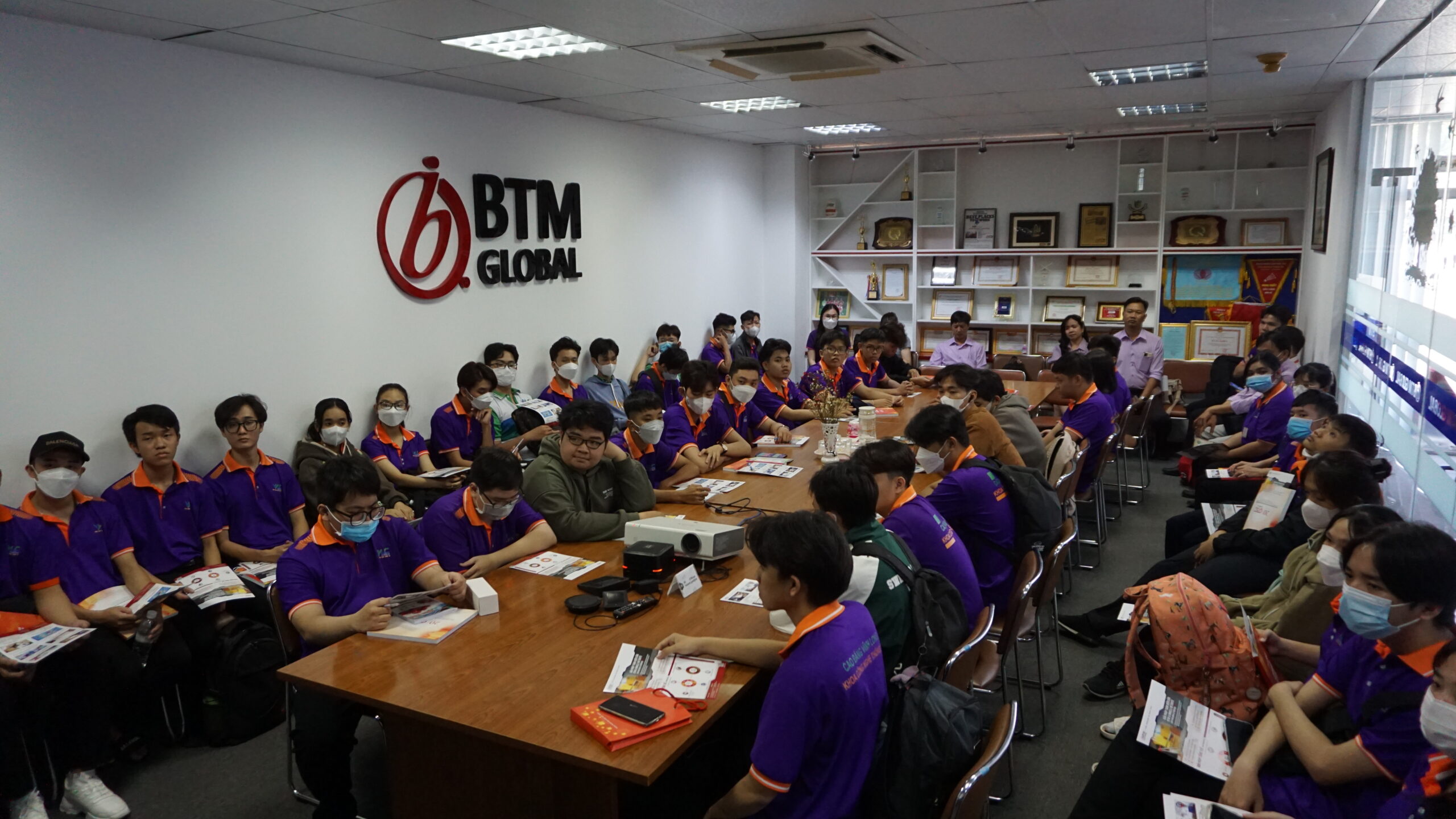 Đoàn sinh viên CNTT Cao đẳng Vĩnh Long | Thứ Ba, 14/03/2023