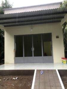 Mặt tiền ngôi nhà tình thương số 42 đã hoàn thành