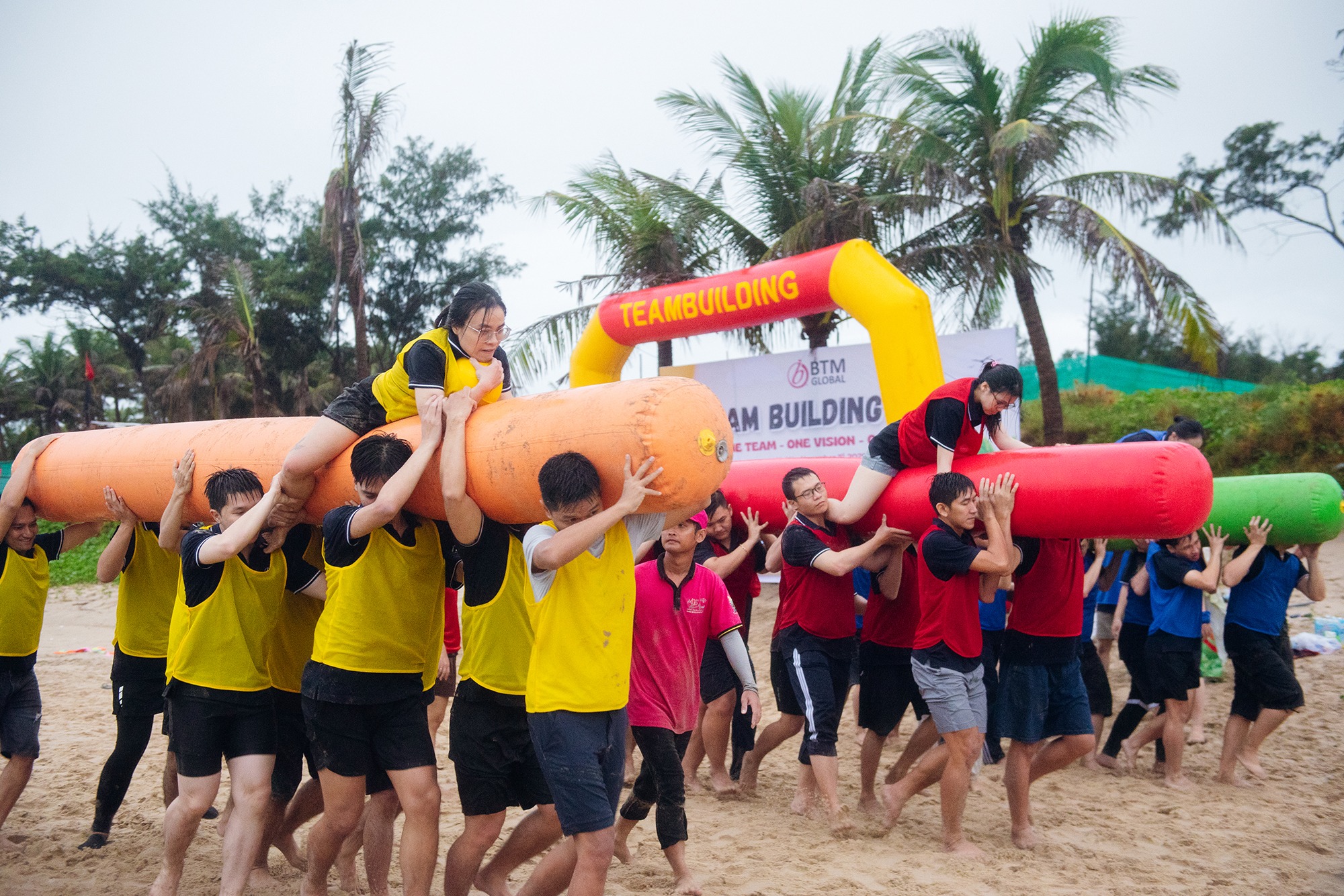 Kỷ Niệm 21 Năm BTM Global - Team Building Mũi Né 2025 9 574112215 1331158288807093 3848215855882170590 n